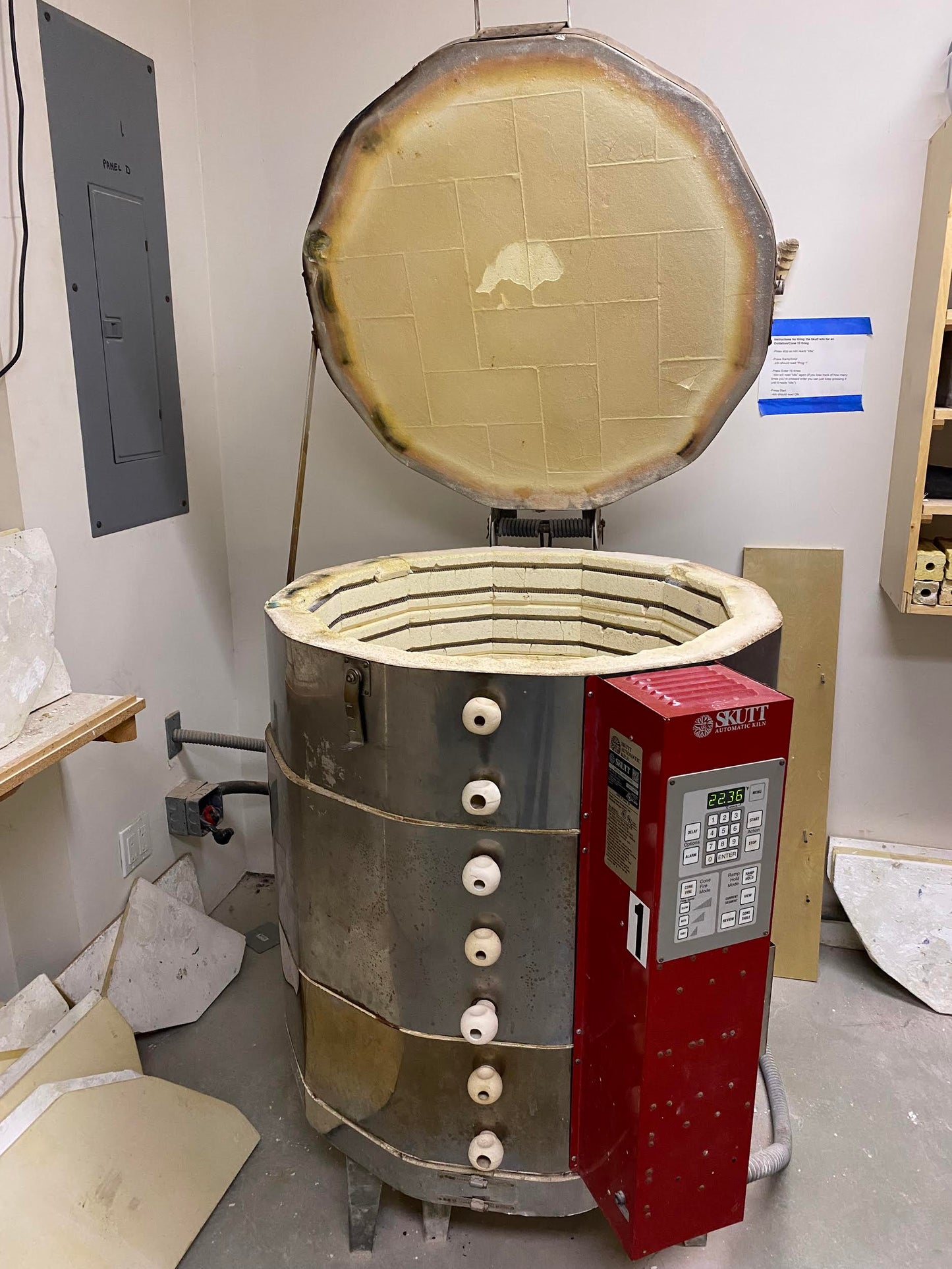 Skutt Kiln Private Firing MID/HIGH GLAZE FIRE (28" x 28" x 29")